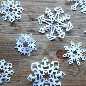 anleitung schneeflocken basteln weihnachten diy