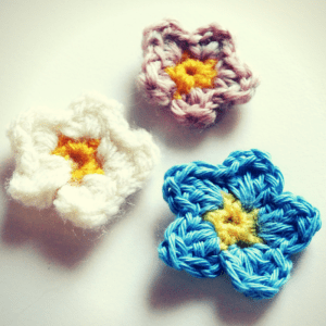 Anleitung: Einfache Häkelblume
