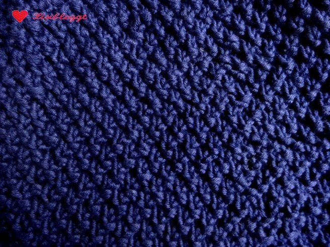 Anleitung: Dunkelblaue Strickbeanie aus Baumwolle