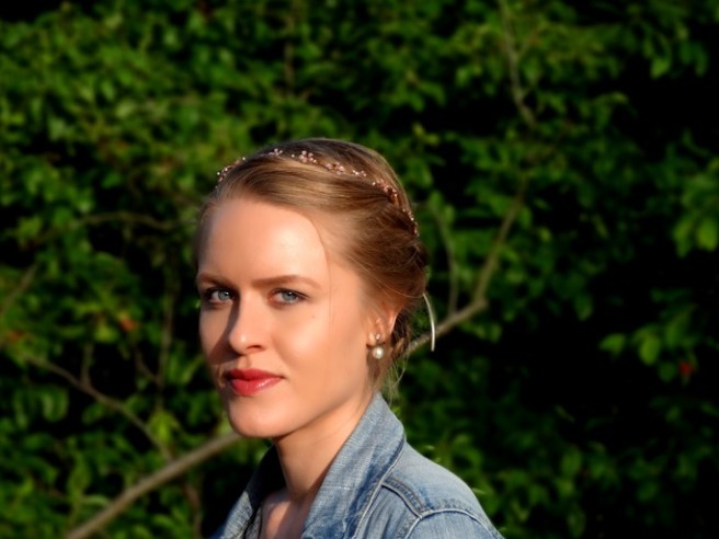 Entdeckung der Woche: DIY-Blumenkranz aus Draht und Nagellack