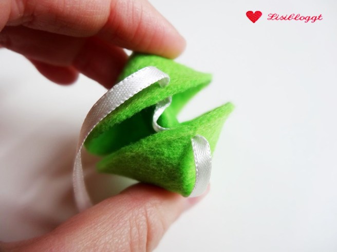 Anleitung: Glückskekse aus Filz basteln