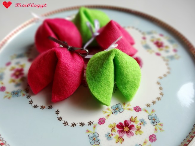 Anleitung: Glückskekse aus Filz basteln