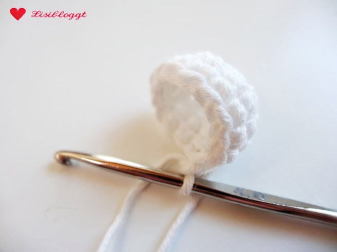 Anleitung: Amigurumi-Fliegenpilze häkeln