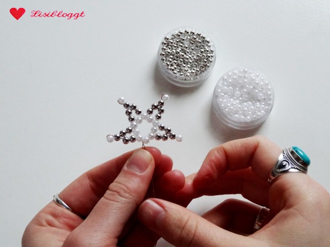 Anleitung: Perlensterne mit Draht basteln