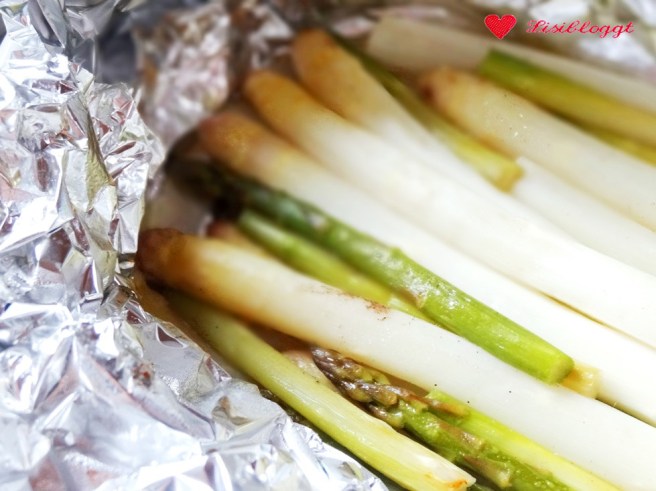 Rezept: Ofenspargel mit veganer Hollandaise und Kartoffeln (glutenfrei)