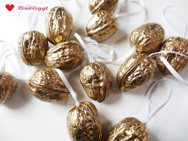 Anleitung: Goldene Weihnachts-Walnüsse