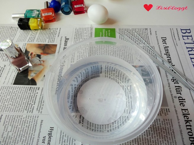 Anleitung: Ostereier marmorieren mit Nagellack