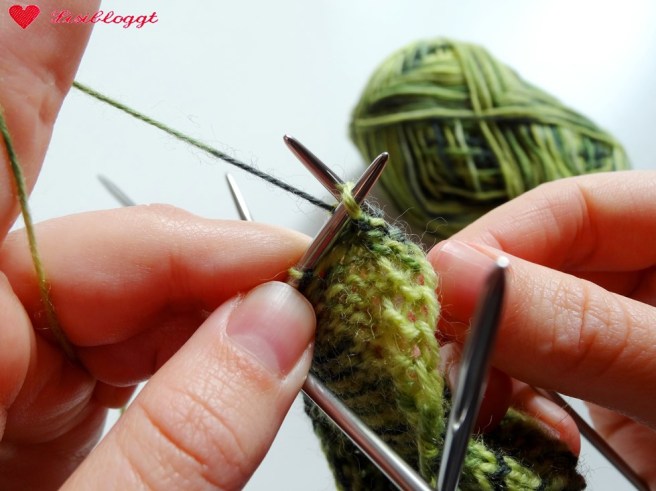 Anleitung: Einfache Baby-Socken stricken