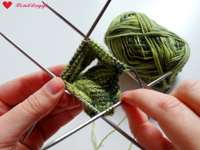 Anleitung: Einfache Baby-Socken stricken