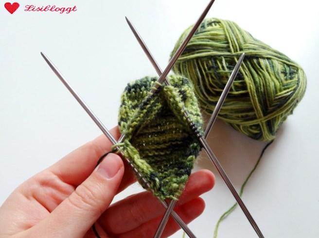 Anleitung: Einfache Baby-Socken stricken
