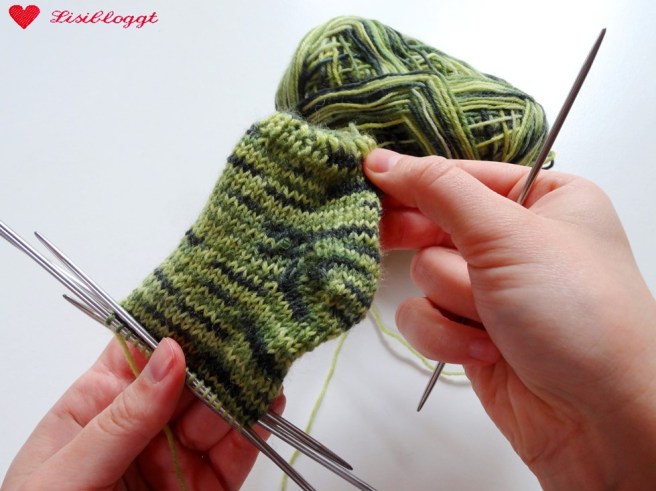 Anleitung: Einfache Baby-Socken stricken