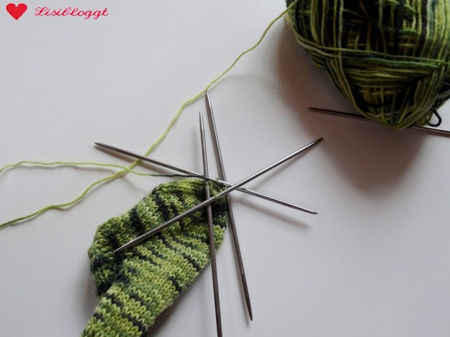 Anleitung: Einfache Baby-Socken stricken