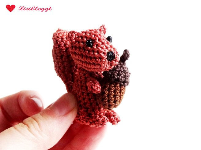 Anleitung: Wald-Mobile Teil 2, Hase und Eichhörnchen häkeln