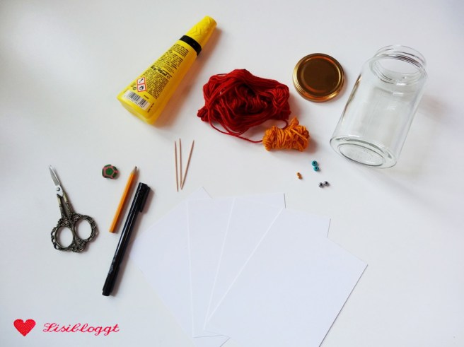 Anleitung: Bastelkarten mit Mini-Strickzeug