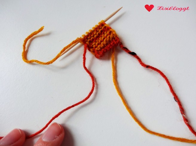 Anleitung: Bastelkarten mit Mini-Strickzeug