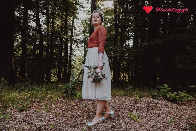 Anleitung: Zartes Baumwoll-Jaeckchen mit Ajourmuster stricken