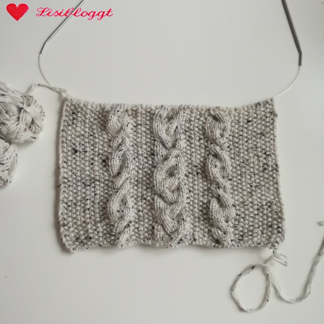 Anleitung: Kissenbezüge mit Zopfmuster stricken