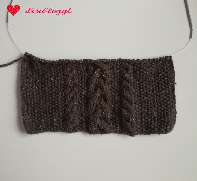 Anleitung: Kissenbezüge mit Zopfmuster stricken