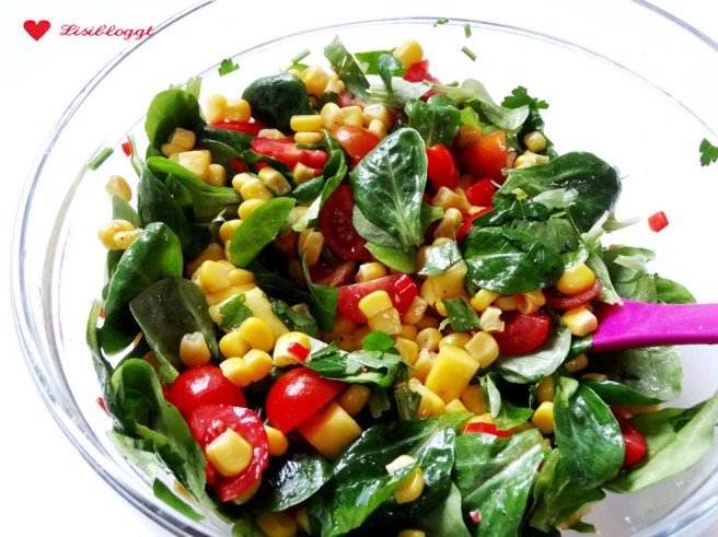 Rezept: Vegane Kichererbsen-Mango-Wraps mit Cashew-Sour-Cream